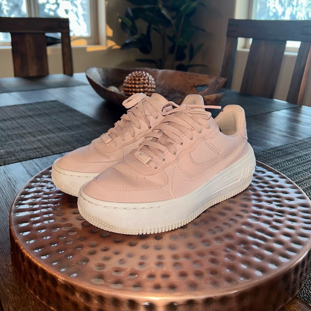 Nike Air Force 1 Platform Shoes Womens Size 6